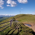 Das-Gipfelkreuz-des-Maurerbergs-rückt-in-greifbare-Nähe
