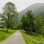 Sanfter Spaziergang auf dem Valser Rundweg