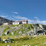 Die Chemnitzer Hütte am Nevesjoch