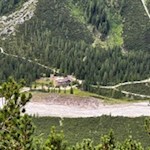 Unter uns liegt die Talschlusshütte