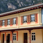 Ende des 19. Jahrhunderts erbaut, das einstige Bahnhofsgebäude in Riva