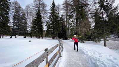 So mancher wandert auch zu Fuß zum Karerpass hoch
