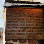 Das Schild erinnert an die historische Bedeutung des Kofel
