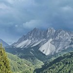 Vor uns erheben sich die Aferer Geisler