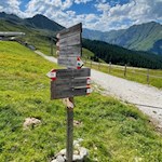 Die Wanderung zur Saxnerhütte ist bestens ausgeschildert