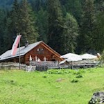 Wo Wanderer mit hausgemachten Köstlichkeiten verwöhnt werden: Lercheralm