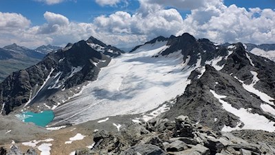 Der imposante Panoramablick von der Dreieckspitze
