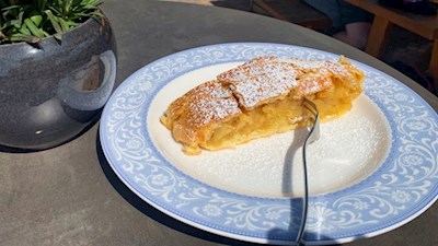 Der verführerische Apfelstrudel der Waidmannalm