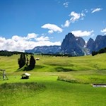 Idyllischer als jener der Sanon Hütte kann ein Spielplatz kaum liegen...