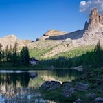 Il rifugio Croda da Lago si trova al lago di Federa