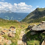 Vor der Kulisse des Ifinger zurück zu den Muthöfen