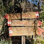 Die Wanderung auf den Fennberg ist gut ausgeschildert