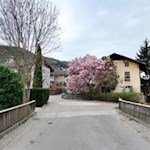 Zunächst folgt man dem Weg Nr. 4 in Richtung Nafen