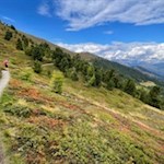 In aussichtsreicher Querung in Richtung Lüsner Joch
