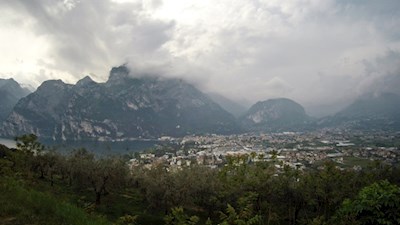 Blick auf Riva und den nördlichen Gardasee 