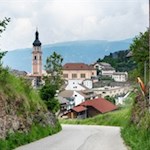 Von Kastelruth führt der Weg Nr. 10 weg