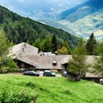 Die lauschige Prantner Alm lädt zur gemütlichen Einkehr ein