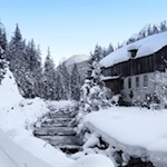 Die Wanderung zum Wildbad Innichen führt zunächst den Sextner Bach entlang