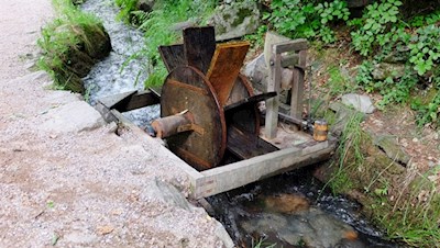 Waalschelle am Rablander Waalweg