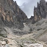 Abstieg durch das Langkofelkar zur Langkofelhütte
