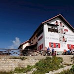 Die vielbesuchte Drei-Zinnen-Hütte