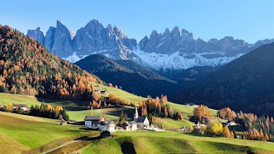 Santa Maddalena church with the Geisler peaks in the background