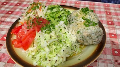 In der Dusler Alm werden selbstgemachte Gaumenfreuden serviert