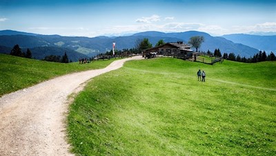 Die einladende Tuffalm