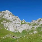 Die Vals Alm liegt inmitten einer friedvollen Idylle