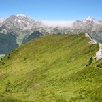 Rückwärtsgewandter Blick auf den Lutterkopf und den Aufstiegsweg