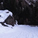 Über scharfe Kehren zurück ins Tal