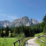 Blick-auf-den-Zwölferkofel-am-Beginn-der-Wanderung