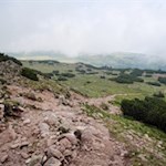 Rückwärts gewandter Blick auf die sanft gewellten Barbianer Almen