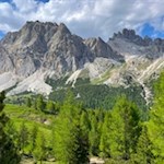 Die Wanderung zum Limides See öffnet schöne Ausblicke