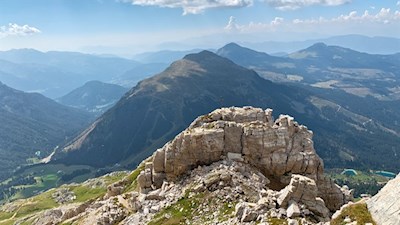 Ausblick vom Rifugio Torre di Pisa Richtung Zanggen