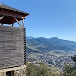 Der Römerturm unterhalb des Pinatzbühels