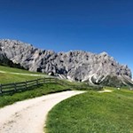 Auf dem Weg Nr. 8A nähern wir uns dem Peitlerkofel