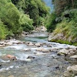 Teile des Passerschluchtenweges führen dicht an die Passer heran