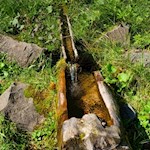 Erfrischende Quelle am Wegesrand