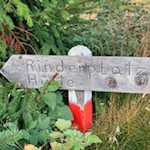 Der Weg zur Rinderplatzhütte ist gut ausgeschildert