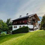 Neben dem Höhenkirchlein lädt der Mesnerhof zur Einkehr