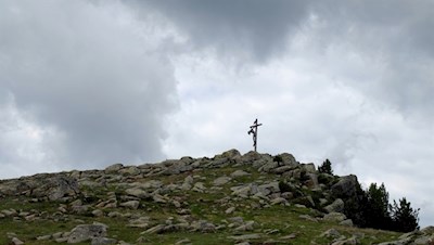 Gipfelkreuz der Außerraschötz
