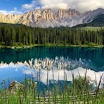 Unsere Wanderung zum Häusler Sam beginnt am Karersee