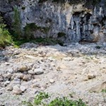 Ständiger Wegbegleiter ist der fröhlich plätschernde Stolla-Bach