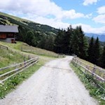 The wide hiking trail can also be used with a (all mountain) stroller