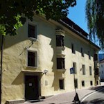 Das-Ragenhaus-in-Bruneck