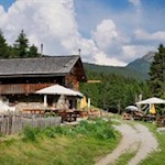 Unterpulghütte-am-Fuße-der-Raschötz