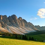 Next to us rise the graceful Funes Geisler peaks