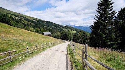 The way back from the Rifugio Chiusa mountain hut is the same as the way there