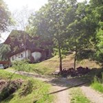 Der Weg Nr. 2 führt an einzelnen Häusern und Höfen vorbei